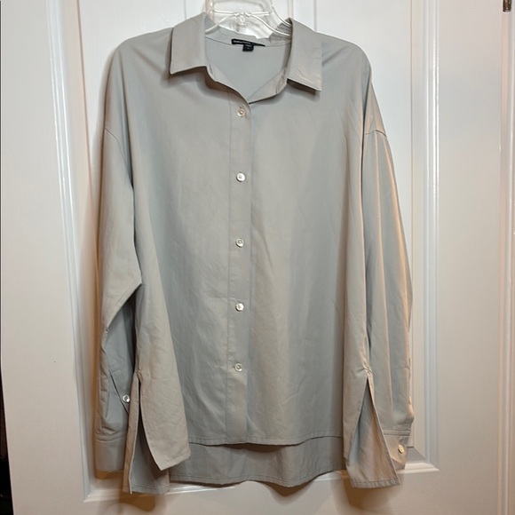 James Perse Other - EUC JAMES PERSE womens long sleeve Gray Shirt size 1 /us small